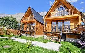 Cottage Caucasus
