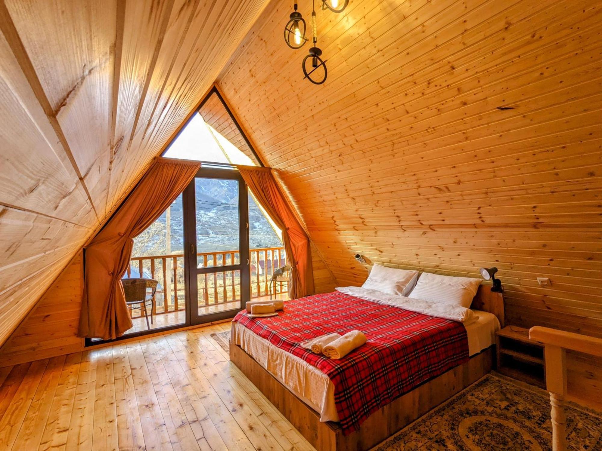 Cottage Caucasus Степанцмінда Екстер'єр фото