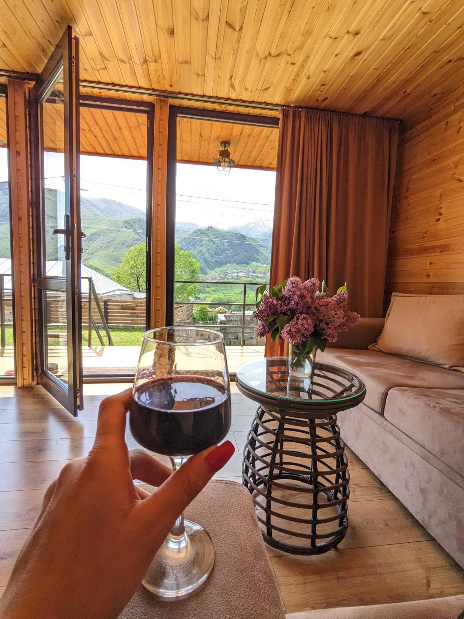 Cottage Caucasus Степанцмінда Екстер'єр фото